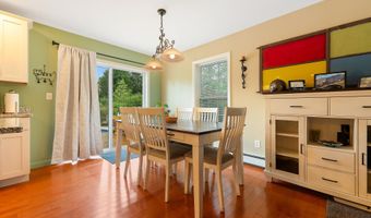 38 Fairview Ave, Auburn, ME 04210