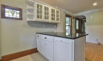 108 Ponemah Rd, Amherst, NH 03031