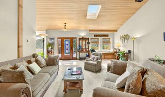 2026 Ashland Mine Rd, Ashland, OR 97520