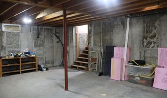 68 Boothby Rd, Athens, ME 04912