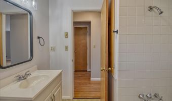 403 W Chestnut St, Almira, WA 99103