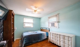34 Dearborn Dr, East Providence, RI 02915