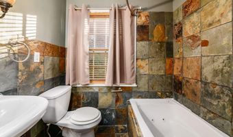 1810 Ashland Ave, Columbus, OH 43212
