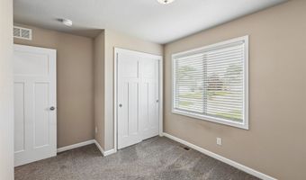 2016 2nd St SW, Altoona, IA 50009