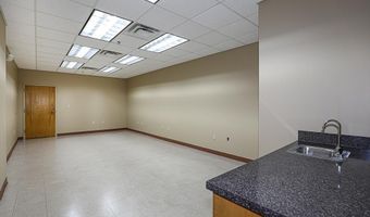 3200 S Reynolds Rd, Bauxite, AR 72011