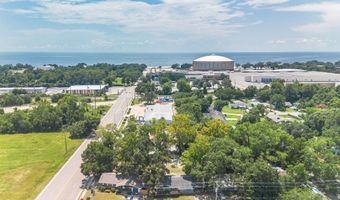 2305 Arbor Dr, Biloxi, MS 39531