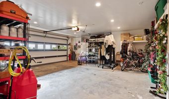 417 MALLARD Dr, Basye, VA 22810