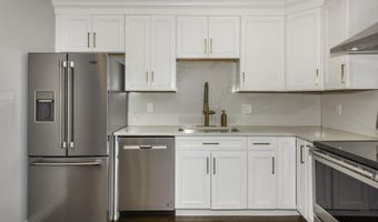 3305 Williamsburg Rd, Ann Arbor, MI 48108