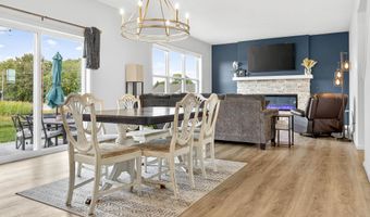 W6506 E STEAMBOAT Lane, Appleton, WI 54915