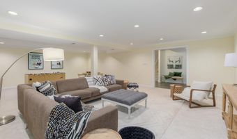6337 LENOX Rd, Bethesda, MD 20817