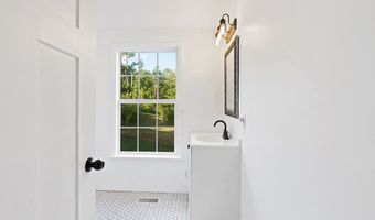 93 Parnell Rd, Abbeville, SC 29620