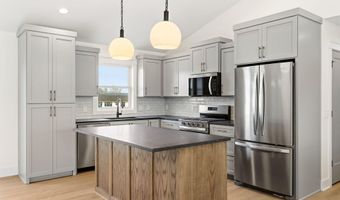 11767 Everett Ave, Allendale, MI 49401