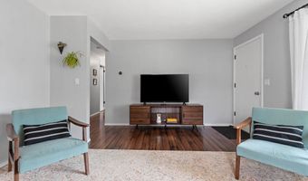 1718 SCHAEFER Cir, Appleton, WI 54915