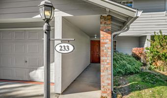 233 Clay St, Ashland, OR 97520