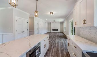 443 Fremont Ave, Bayville, NJ 08721