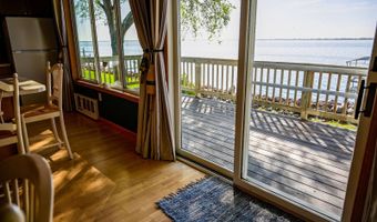 196 W Lake Dr, Arlington, SD 57212