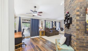 3 Dolphin Ln, Bella Vista, AR 72715