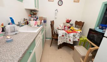 727 E Woodbridge Ave E, Avenel, NJ 07001