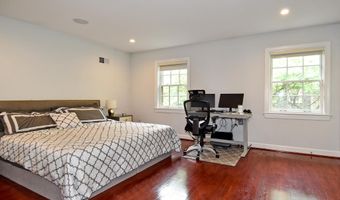 5153 WESTBARD Ave 15, Bethesda, MD 20816
