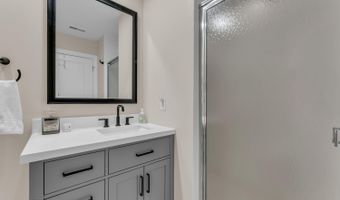 335 Engleside Ave, Beach Haven, NJ 08008