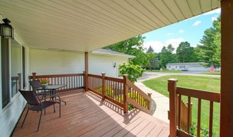 2943 Lee Marie Dr, Adrian, MI 49221
