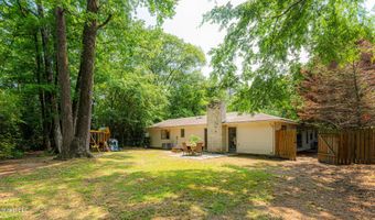 4151 Navajo Rd, Jackson, MS 39211