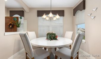 7443 Watermark Dr 32, Allendale, MI 49401