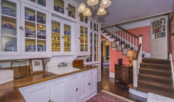 1822 Brevard Pl, Camden, SC 29020
