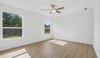 165 Rolling Bend Rd, Alvord, TX 76225