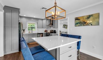 511 Line Rd, Aberdeen, NJ 07747