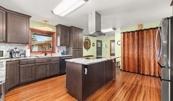 17 N 7th St, Almira, WA 99103