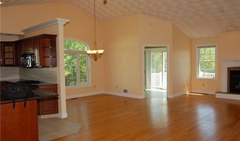 8 Sweet Corn Dr, Cranston, RI 02921