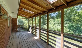 7001 LONGWOOD Dr, Bethesda, MD 20817