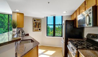 2220 N FAIRFAX Dr 308, Arlington, VA 22201