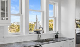 20 Coquina Trl, Bald Head Island, NC 28461