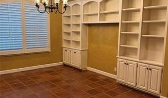 2740 Montrose Dr, Bartlesville, OK 74006