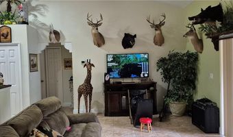 2011 Leroy Ave, Alva, FL 33920