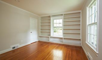 5306 ALBEMARLE St, Bethesda, MD 20816