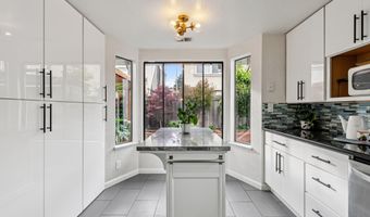 1129 Clarke Ln, Alameda, CA 94502