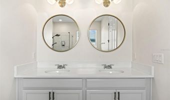 6232 SEA AIR Dr, Apollo Beach, FL 33572