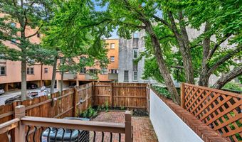 131 W BARRE St W, Baltimore, MD 21201