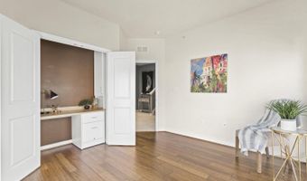 120 CAMBRIA Walk, Alexandria, VA 22304