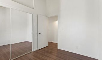 1482 Honokahua St, Honolulu, HI 96825