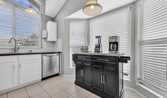 1738 Highview Circle Ct, Ballwin, MO 63021