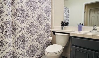2114 Laura Dr, Escondido, CA 92027