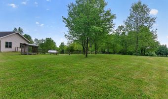15510 Davis Dr, Addison, MI 49220