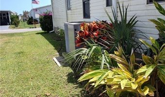 451 Papaya Cir, Barefoot Bay, FL 32976