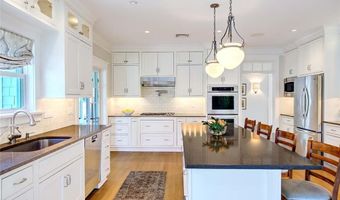 5 Curtis Rd, North Kingstown, RI 02874