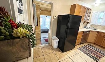 1377 Oak Park Dr, Aransas Pass, TX 78336