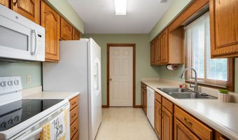 203 E 48th St, Anderson, IN 46013